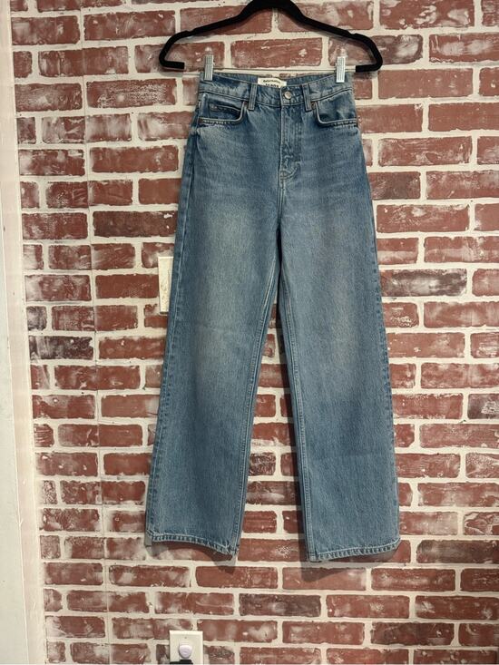 Reformation Denim - Reformation Wilder Jeans 23 High Rise Wide Leg Crop Light Wash Denim